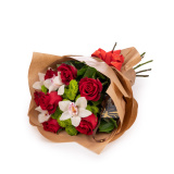 Buchet trandafiri rosii, orhidee si santini – Standard