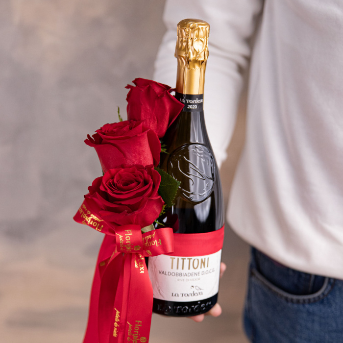 Aranjament trandafiri si Prosecco