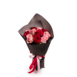 Buchet trandafiri rosii si roz „Instant Love” – Standard