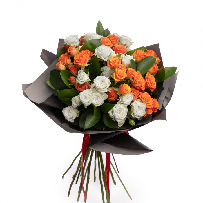 Buchet trandafiri portocalii si albi "My special one" – imaginea 1