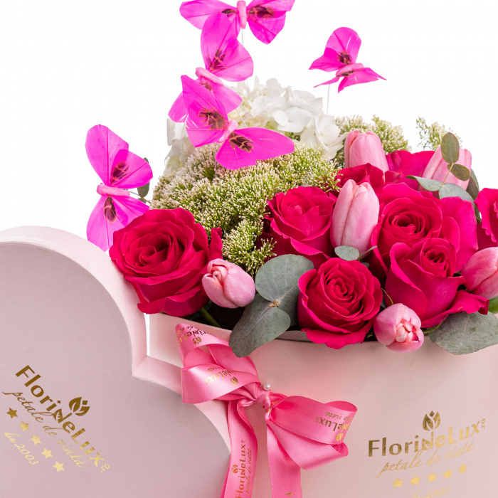 Aranjament floral cu trandafiri si lalele Pink Fantasy – imaginea 2