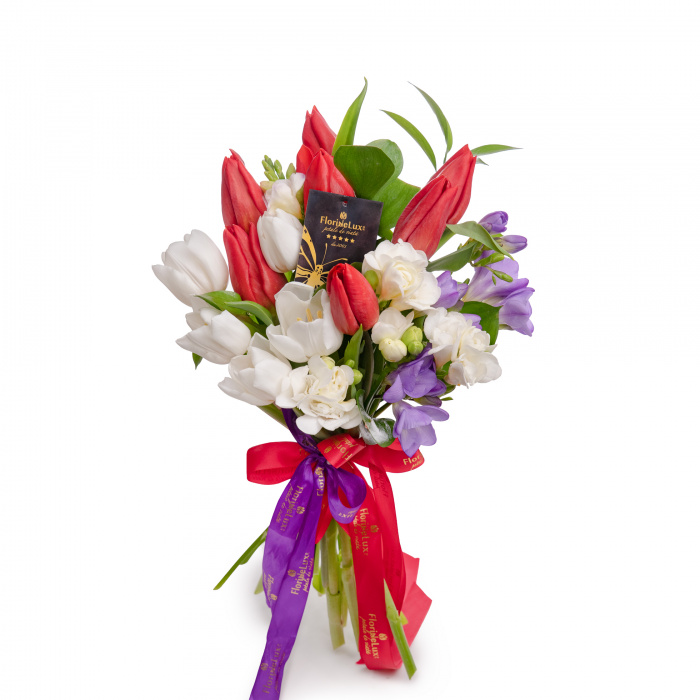 Buchet lalele si frezii Colorful Love – imaginea 1