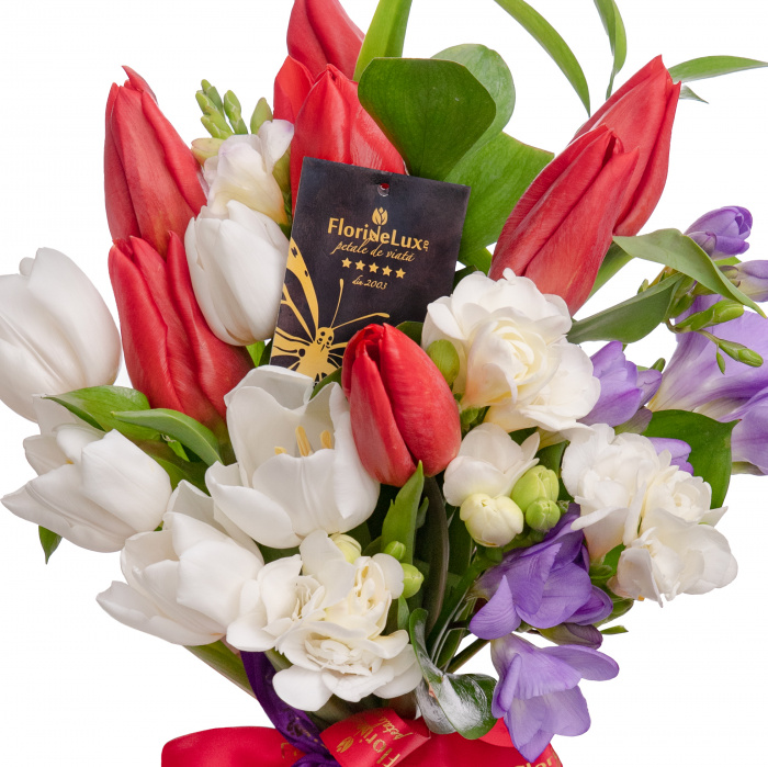 Buchet lalele si frezii Colorful Love – imaginea 2