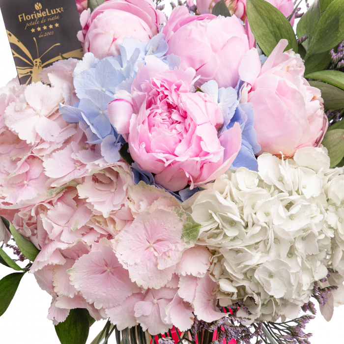 Buchet bujori Delicate Love – imaginea 2