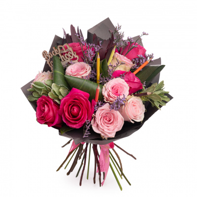 Buchet trandafiri roz si accesorii "Back to school"