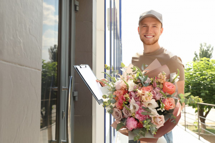 Cel mai des comandate 5 buchete de flori. Inspiră-te din cele mai frumoase flori preferate de români