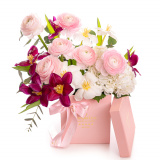 Cutie cu ranunculus si lalele – Premium