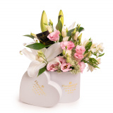 Aranjament floral cu crini si eustoma – Standard