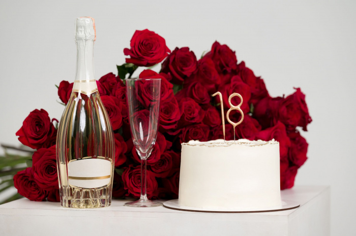 Ce cadouri se dau la majorat? Ghid complet pentru o zi memorabila