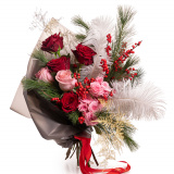 Eleganta intr-un buchet de flori – Floridelux