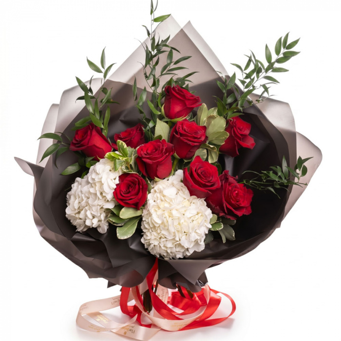Buchet cu trandafiri rosii – imaginea 1
