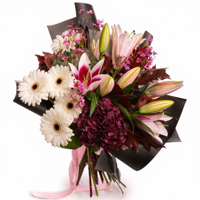 Buchet de toamna cu gerbera, crini si hortensii